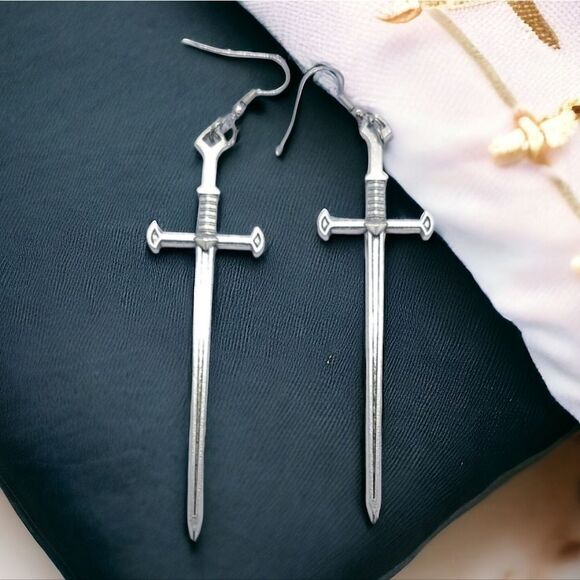 Excalibur Silver Metal Kings Sword Earrings Dagger Medieval Gothic Festival NEW - Picture 1 of 9